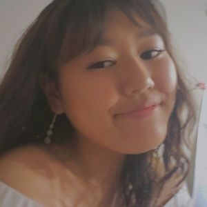 Meet your Posher, Abigail